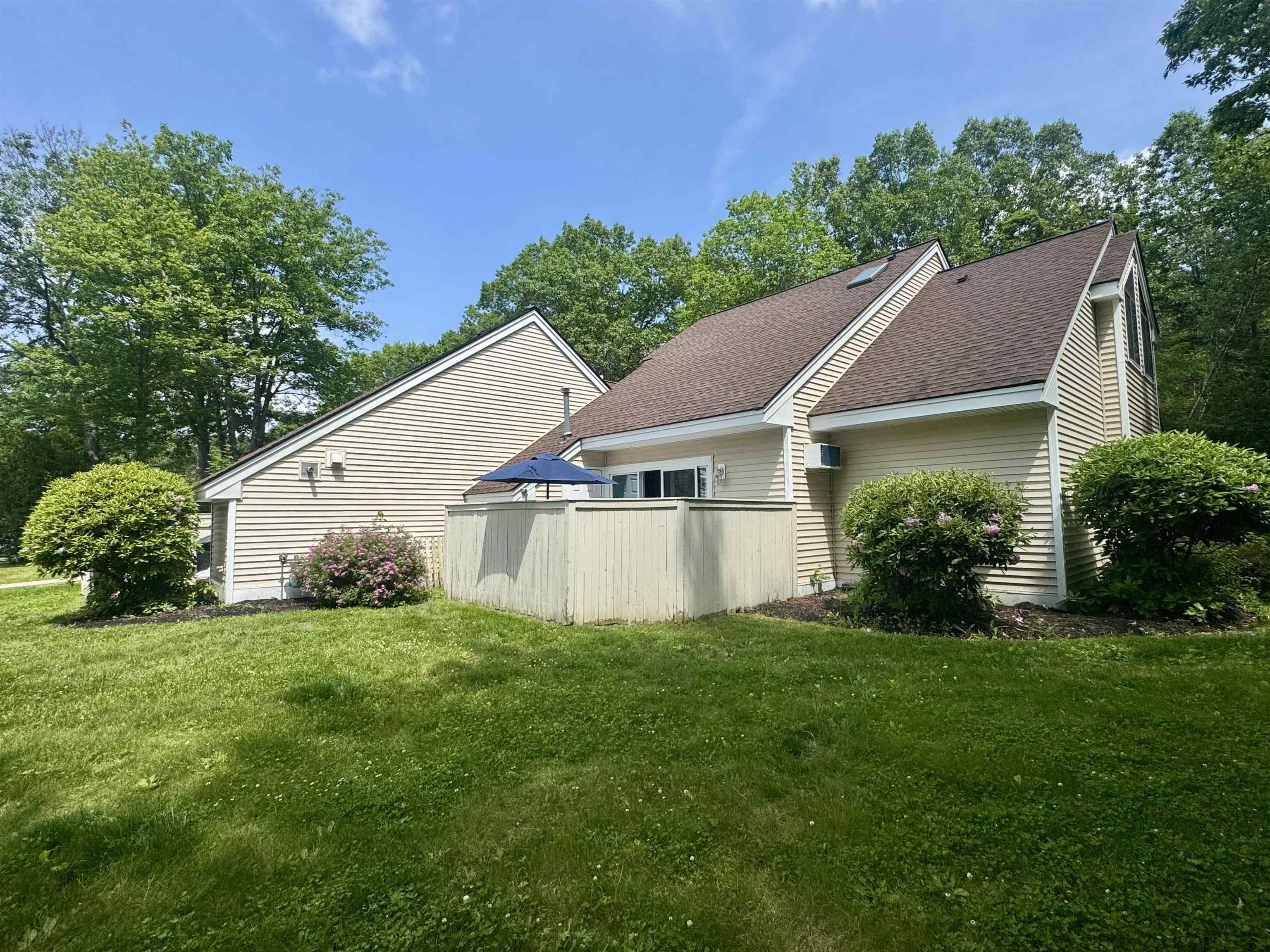 68 Franklin Heights Rochester, NH 03867 - Photo 1 of 32