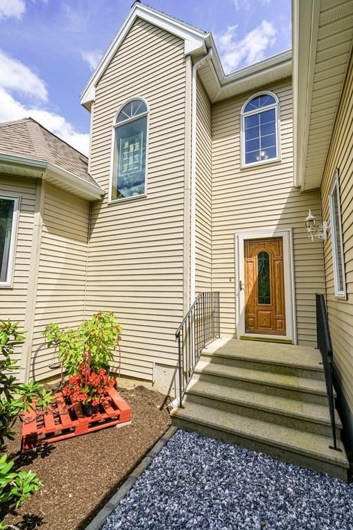 20 Whiting Road Oxford, MA 01540 - Photo 32 of 42