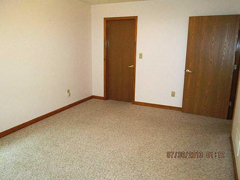5639 Spring Mist Circle Indianapolis, IN 46237 - Photo 12 of 14 Gallery Image 12