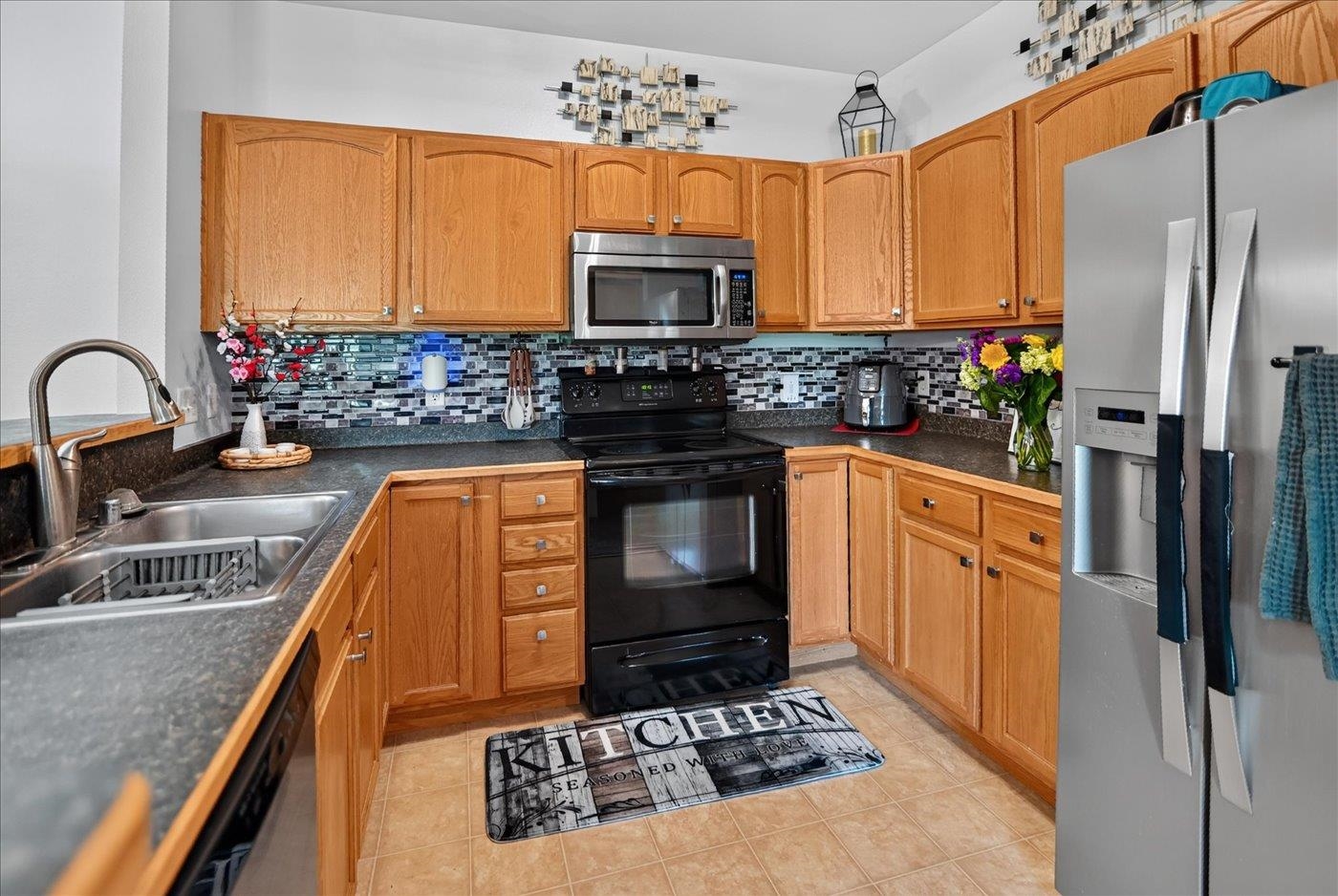 141 Metro Terrace, Unit 203 Madison, WI 53718 - Photo 24 of 48