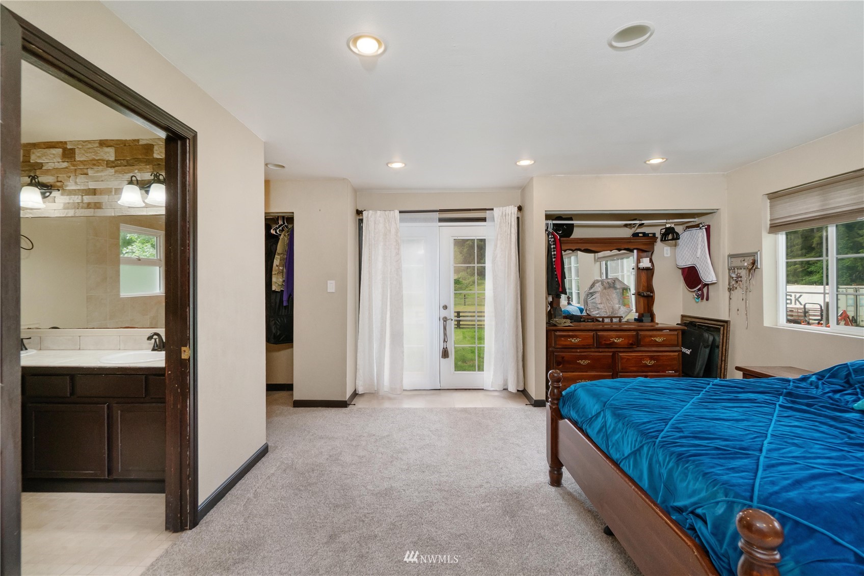 17105 Vail Loop Road Southeast Rainier, WA 98576 - Photo 23 of 36 Gallery Image 23