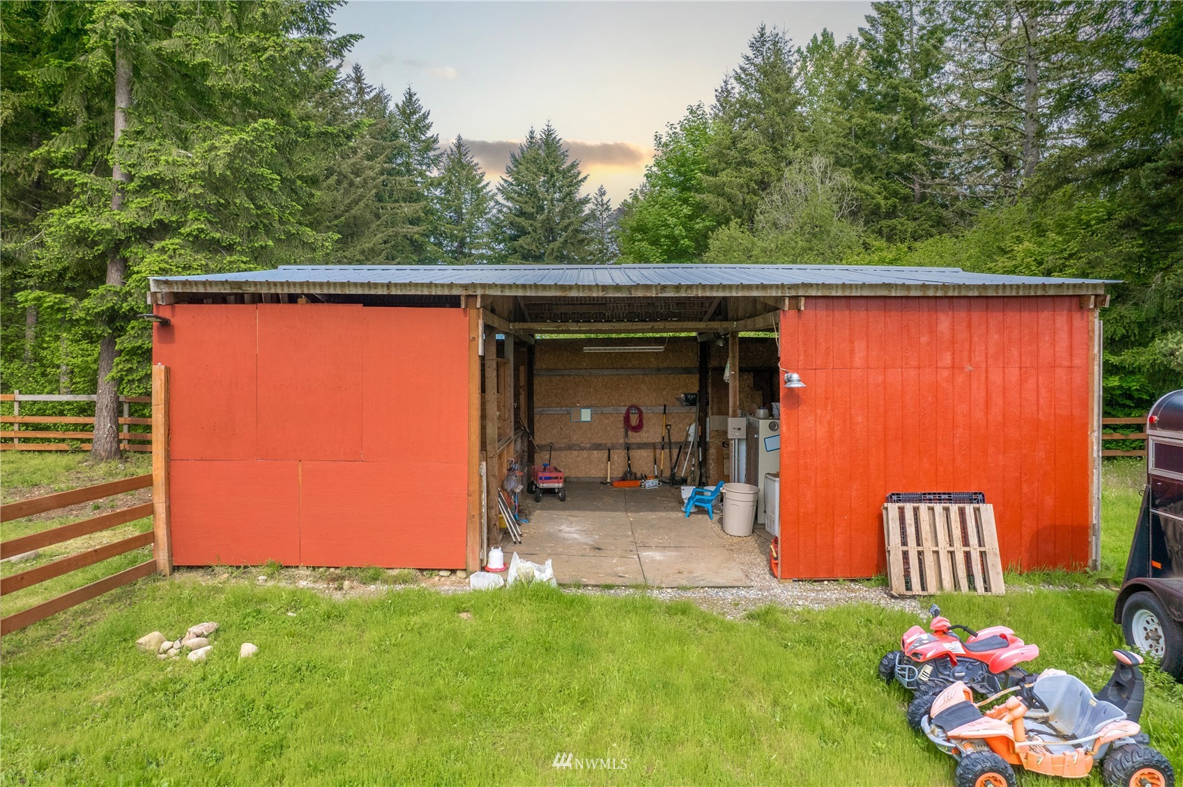 17105 Vail Loop Road Southeast Rainier, WA 98576 - Photo 7 of 36 Gallery Image 7