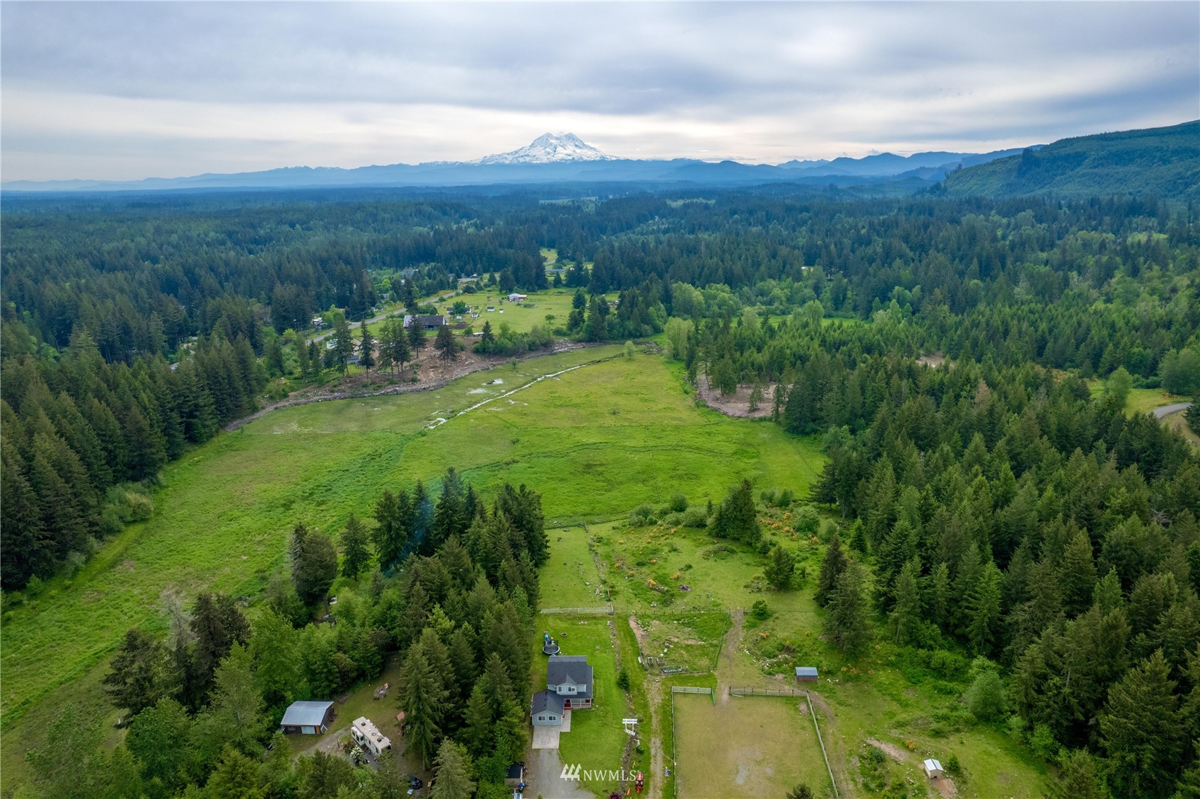 17105 Vail Loop Road Southeast Rainier, WA 98576 - Photo 9 of 36 Gallery Image 9