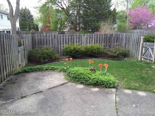 176 Manor Way Rochester Hills, MI 48309 - Photo 30 of 31