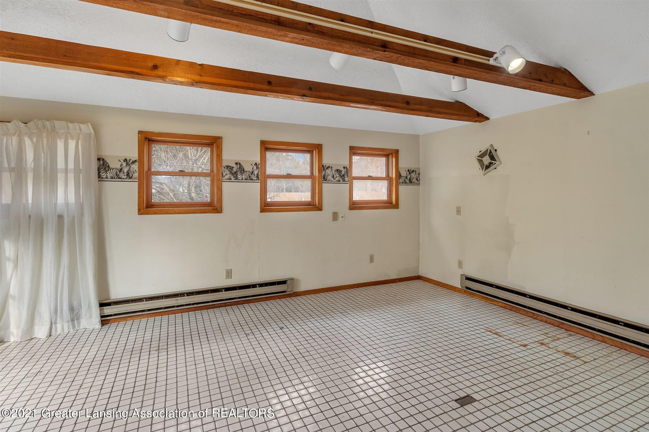 3011 Turner Road Lansing, MI 48906 - Photo 18 of 48 17-3011-Turner-WindowStill-Real-Estate-P