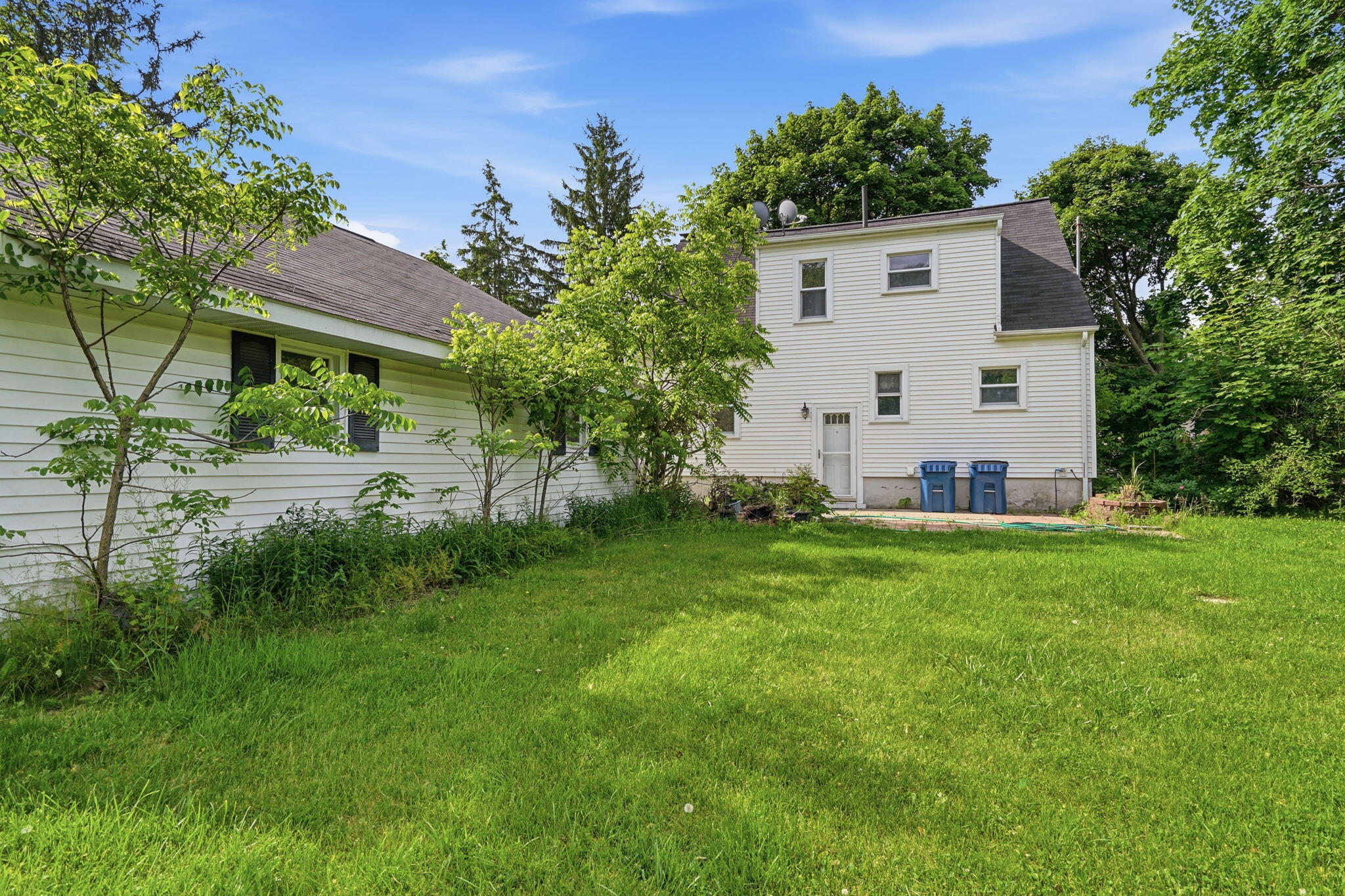 1158 West Reid Road Flint, MI 48507 - Photo 23 of 29 23-web-or-mls-DSC04097 Michael Kremer