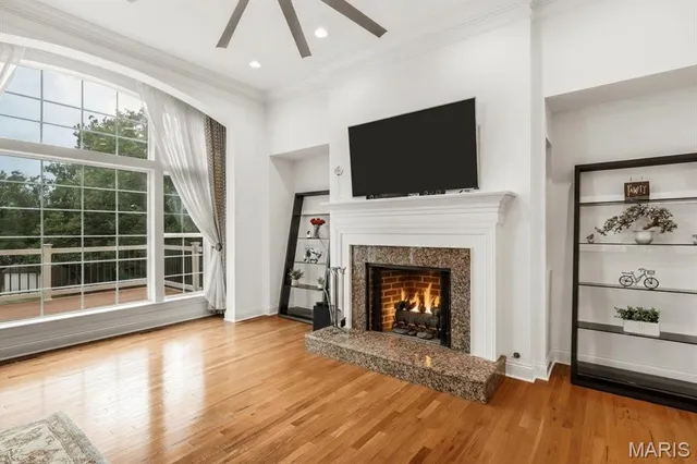 $1,695,000 | 327 Chasselle Lane, St. Louis, MO 63141