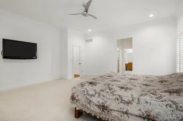 $1,695,000 | 327 Chasselle Lane, St. Louis, MO 63141