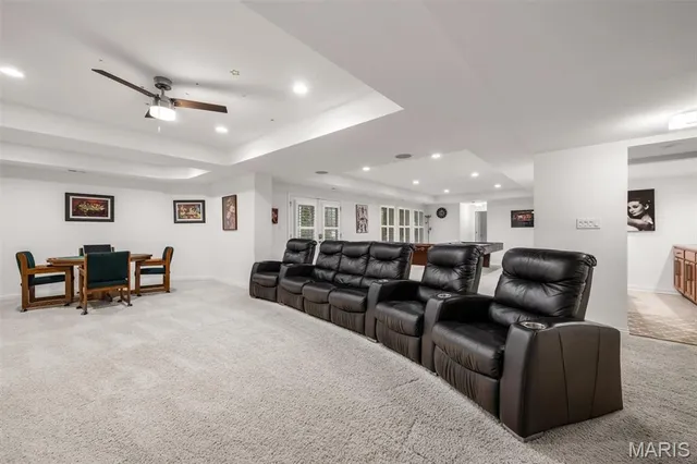 $1,695,000 | 327 Chasselle Lane, St. Louis, MO 63141