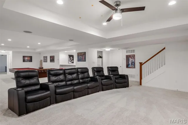 $1,695,000 | 327 Chasselle Lane, St. Louis, MO 63141