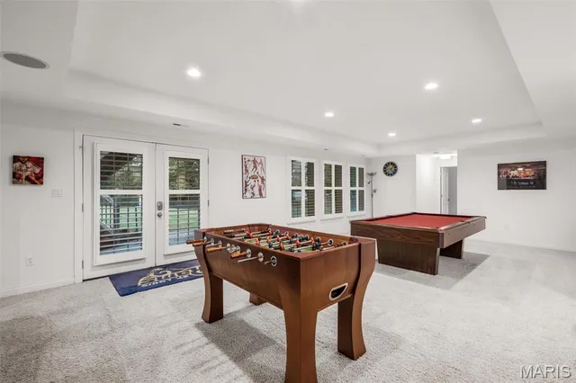 $1,695,000 | 327 Chasselle Lane, St. Louis, MO 63141