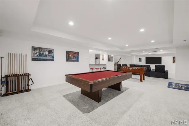 $1,695,000 | 327 Chasselle Lane, St. Louis, MO 63141