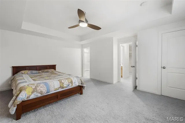 $1,695,000 | 327 Chasselle Lane, St. Louis, MO 63141