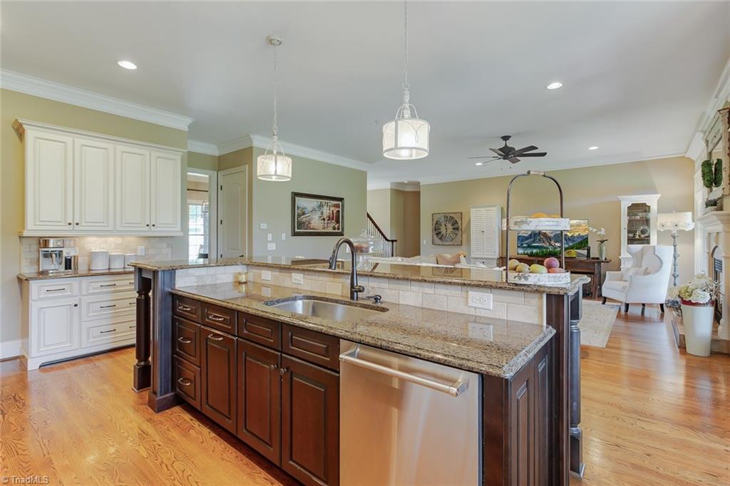 8882 Cravenwood Drive Oak Ridge, NC 27310 - Photo 11 of 30 Gallery Image 11