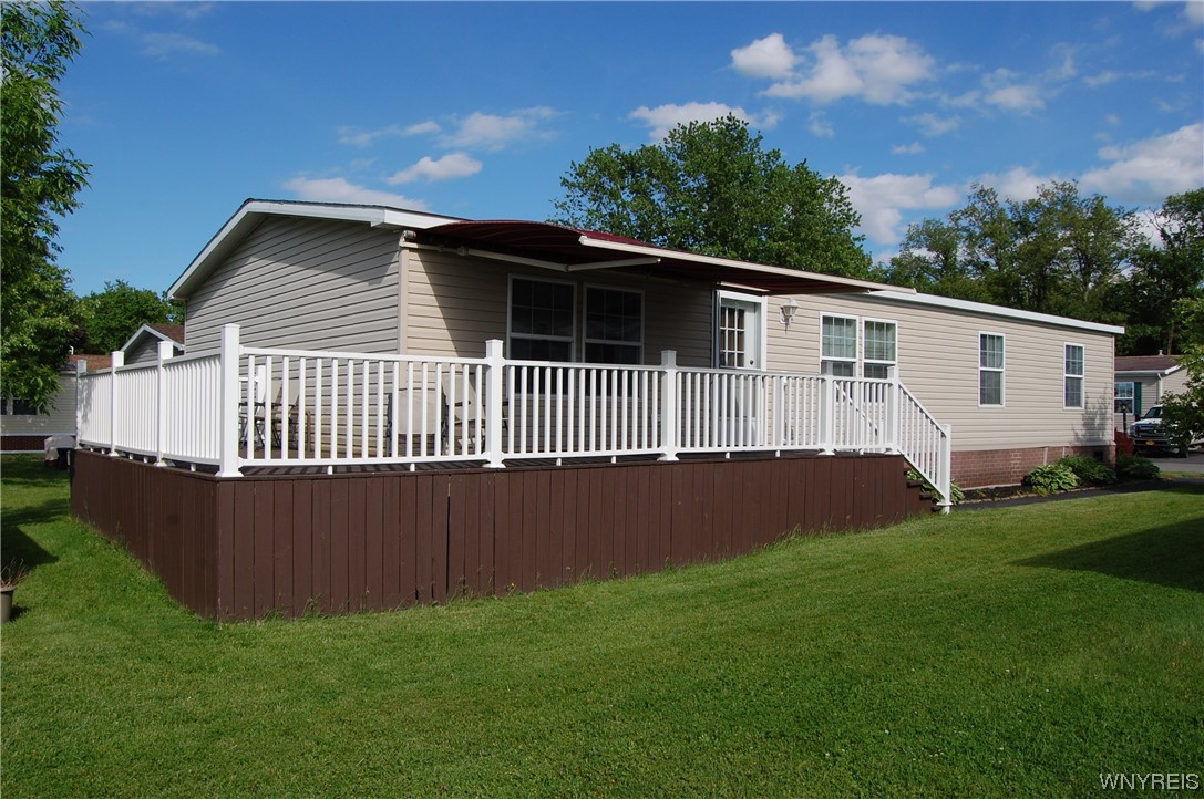 9896 Limehouse Drive Clarence, NY 14031 - Photo 3 of 21