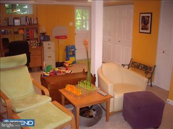 507 Covington Road Havertown, PA 19083 - Photo 2 of 11