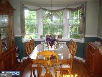 507 Covington Road Havertown, PA 19083 - Photo 5 of 11