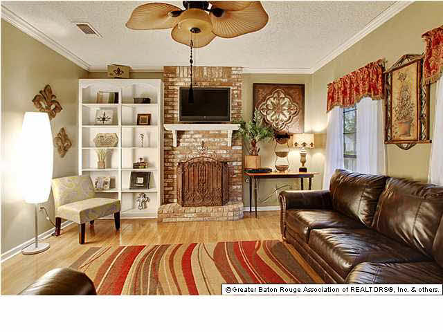 15237 Point Chenier Avenue Baton Rouge, LA 70817 - Photo 4 of 14 Gallery Image 4
