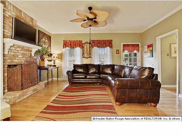 15237 Point Chenier Avenue Baton Rouge, LA 70817 - Photo 5 of 14 Gallery Image 5