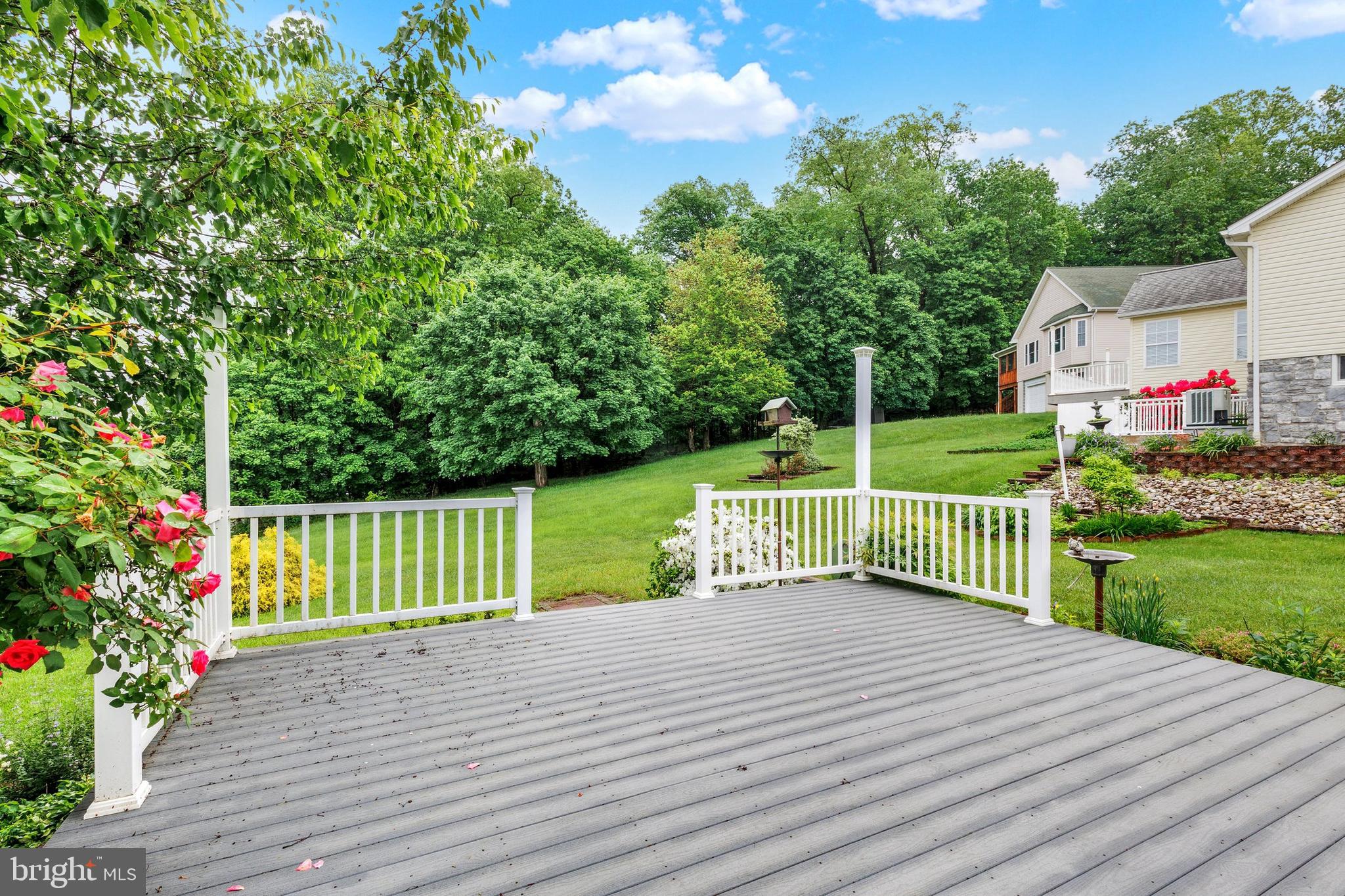 57 Pendyrus Street Delta, PA 17314 - Photo 26 of 28 Rear Deck