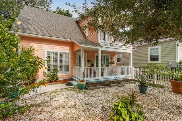 $875,000 | 420 South 4th Street, Amelia Island, FL 32034