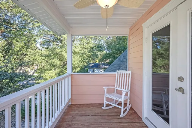 $875,000 | 420 South 4th Street, Amelia Island, FL 32034