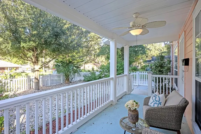 $875,000 | 420 South 4th Street, Amelia Island, FL 32034