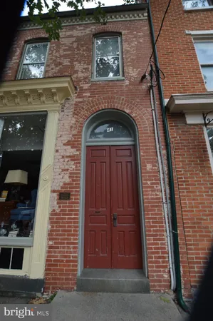 $1,350 | 41 East Patrick Street, Unit 2, Frederick, MD 21701