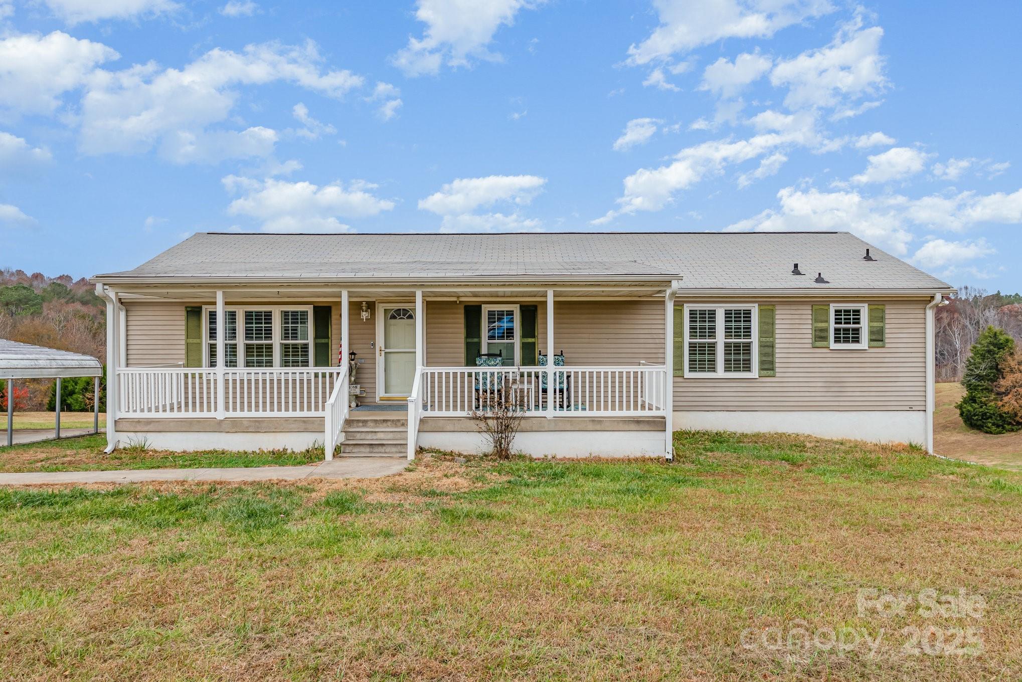 694 State Rd S-44-407 Jonesville, SC 29353 - Photo 2 of 24 Gallery Image 2