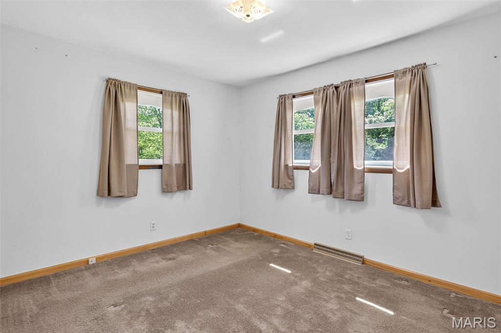6525 Antire Road High Ridge, MO 63049 - Photo 20 of 46
