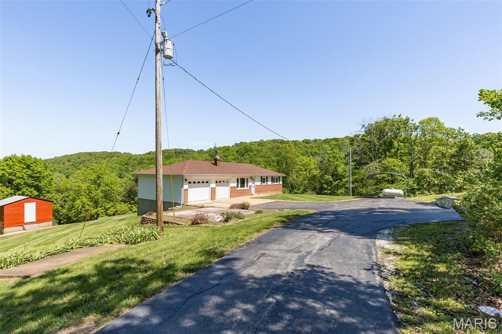 6525 Antire Road High Ridge, MO 63049 - Photo 32 of 46