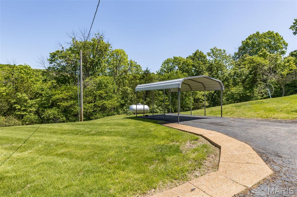 6525 Antire Road High Ridge, MO 63049 - Photo 33 of 46
