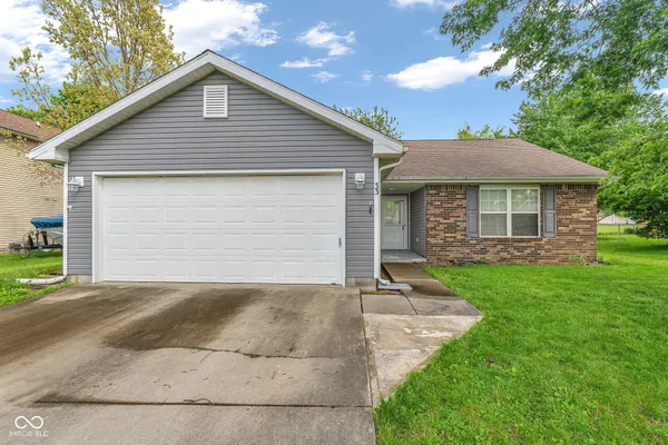 $219,900 | 33 Cottonwood Court, Greencastle, IN 46135