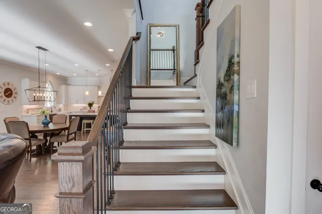 $1,109,500 | 6444 Point Twenty Two, Gainesville, GA 30506