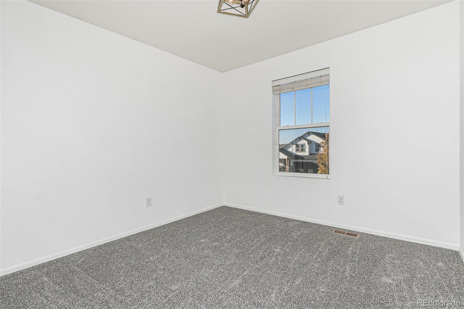 25970 East 3rd Avenue Aurora, CO 80018 - Photo 18 of 26