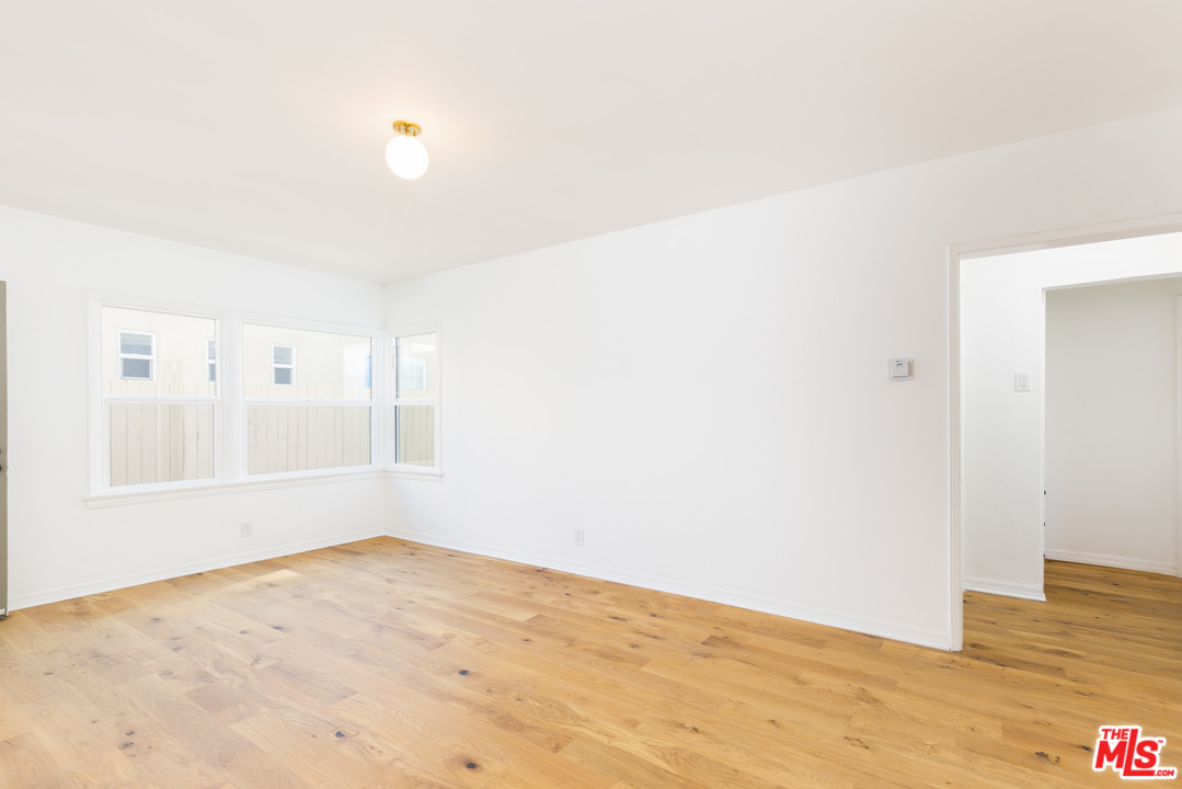 3036 Virginia Road, Unit 1 Los Angeles, CA 90016 - Photo 1 of 19 Gallery Image 1