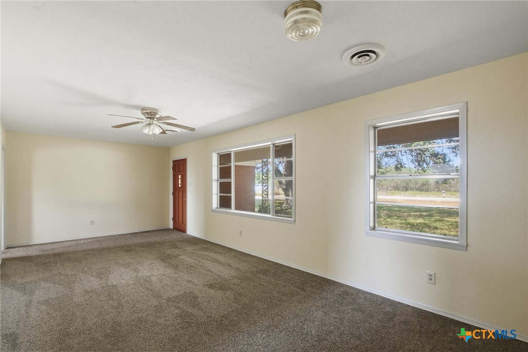7287 Hanselman Road Victoria, TX 77905 - Photo 12 of 42 Gallery Image 12