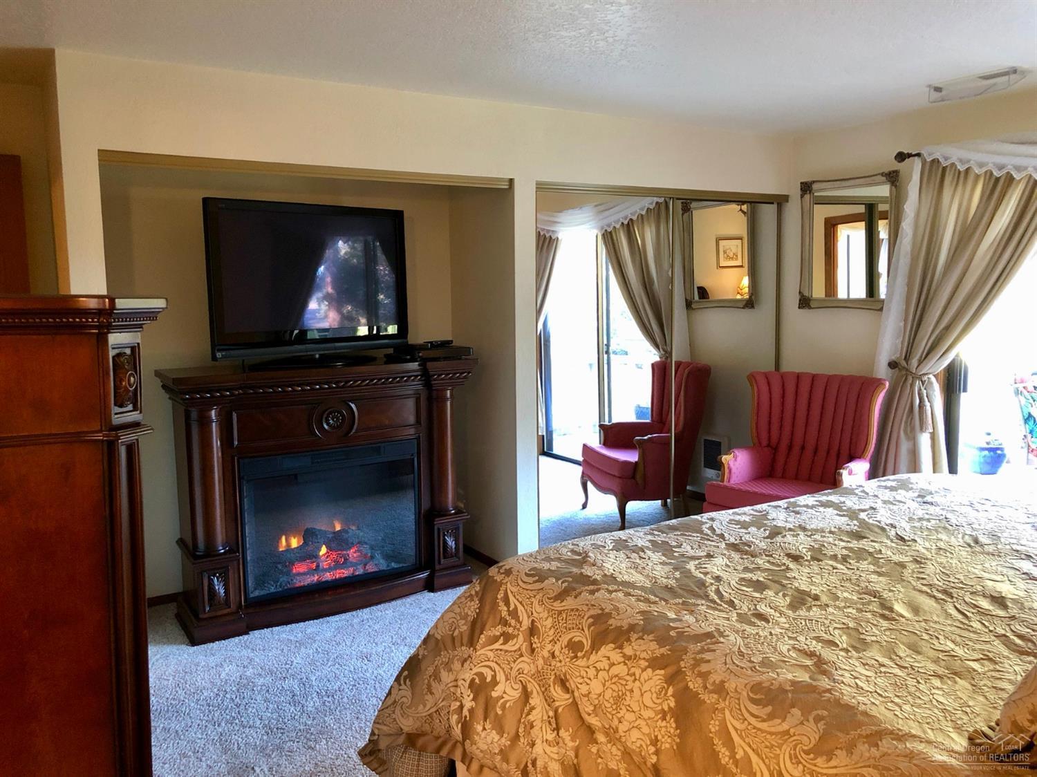 20416 Bullblock Road Bend, OR 97702 - Photo 12 of 23 Additional Photo