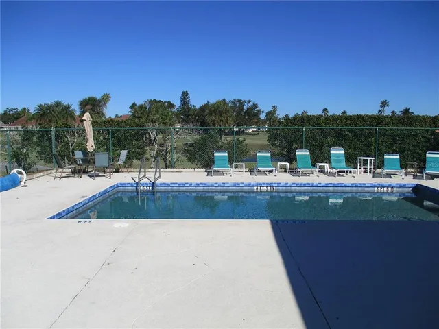 $275,000 | 1620 Fairway Trace, Unit A, Palmetto, FL 34221