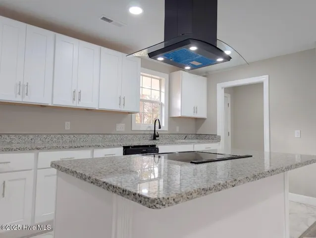 $195,000 | 811 Anne Street, Laurinburg, NC 28352