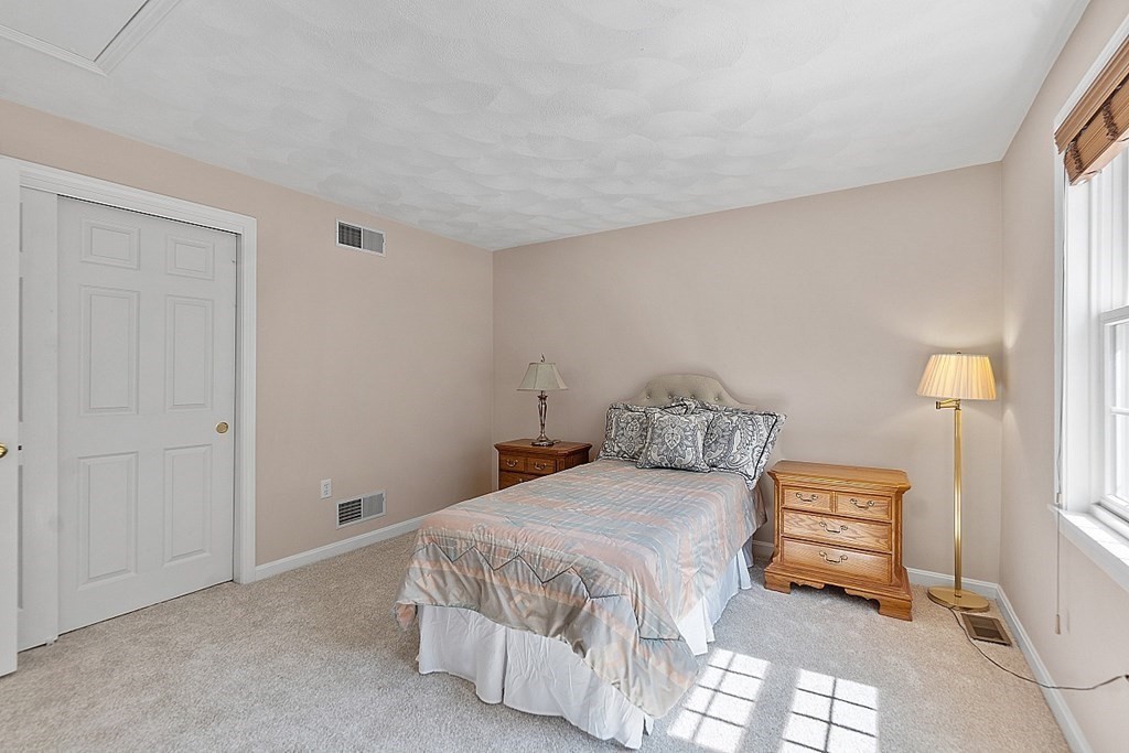 12 Chicory Road Westford, MA 01886 - Photo 16 of 32 Gallery Image 16