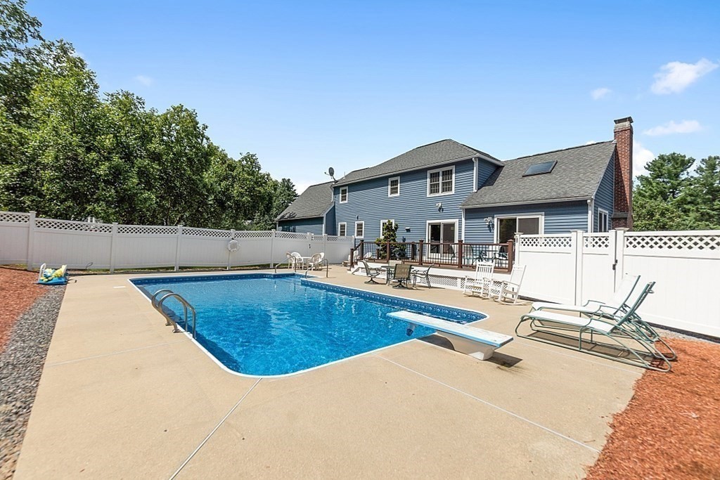 12 Chicory Road Westford, MA 01886 - Photo 26 of 32 Gallery Image 26