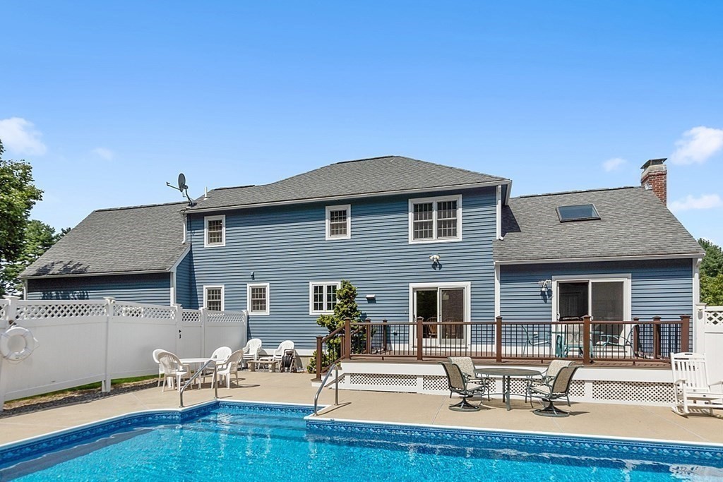 12 Chicory Road Westford, MA 01886 - Photo 27 of 32 Gallery Image 27
