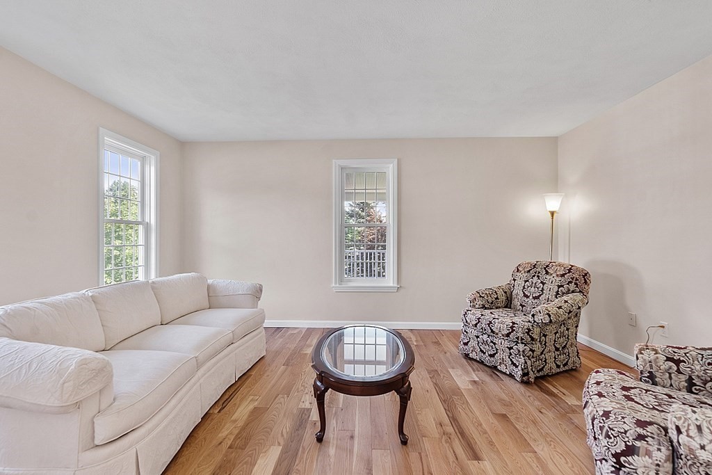 12 Chicory Road Westford, MA 01886 - Photo 7 of 32 Gallery Image 7
