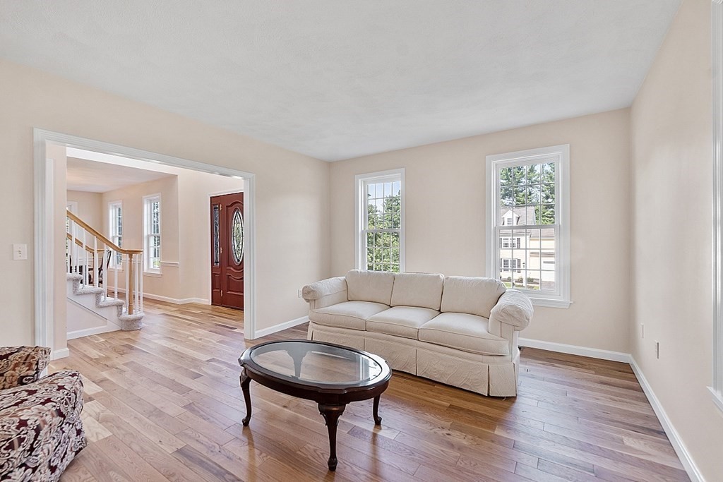 12 Chicory Road Westford, MA 01886 - Photo 8 of 32 Gallery Image 8