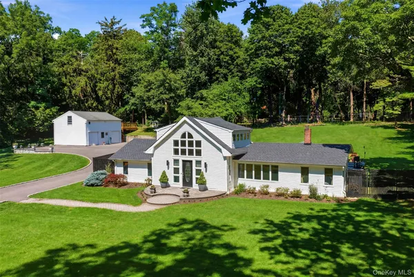 $789,000 | 355 Bread And Cheese Hollow Road, Northport, NY 11768
