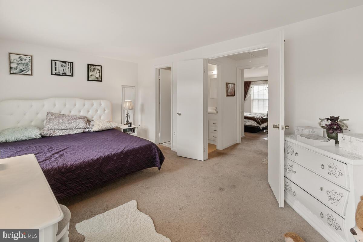 1657 Colonial Way Frederick, MD 21702 - Photo 14 of 30 Gallery Image 14