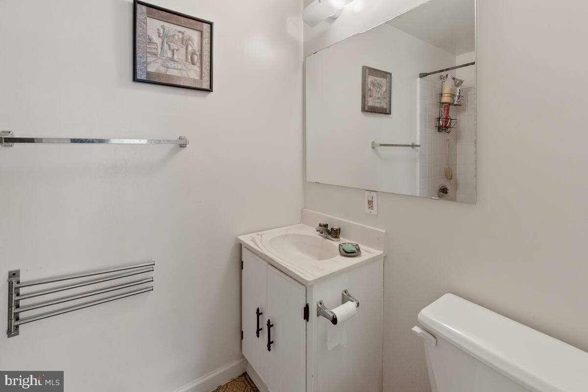 1657 Colonial Way Frederick, MD 21702 - Photo 22 of 30 Lover level full bathroom