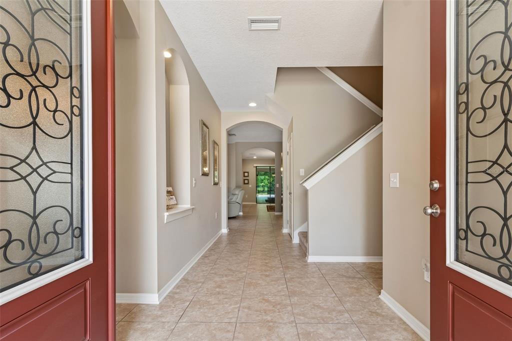 6601 Sparkling Way Wesley Chapel, FL 33545 - Photo 5 of 51