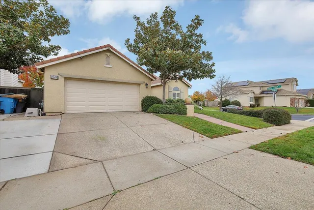 $449,900 | 2049 Stone Wood Loop, Marysville, CA 95901